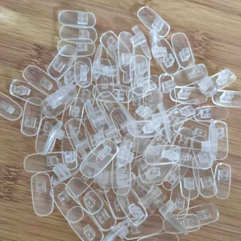 AKOAK 100 Pcs Manicure Replaceable Practice Nail with High Flexibility and Flexible Artificial Hand Matching Practice Nail with Buckle Practice Nail (Transparent)